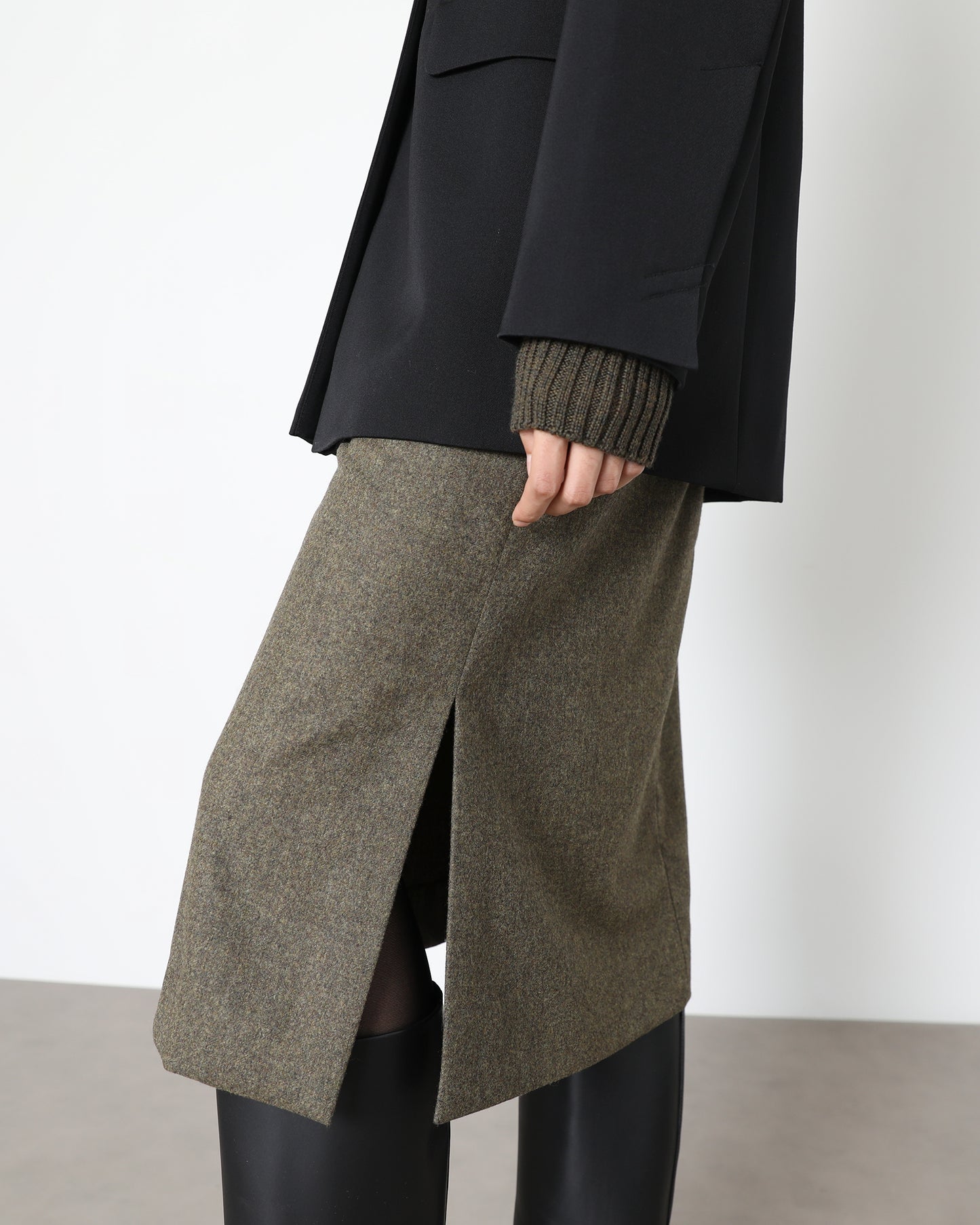 Uma Skirt in Wool Cashmere